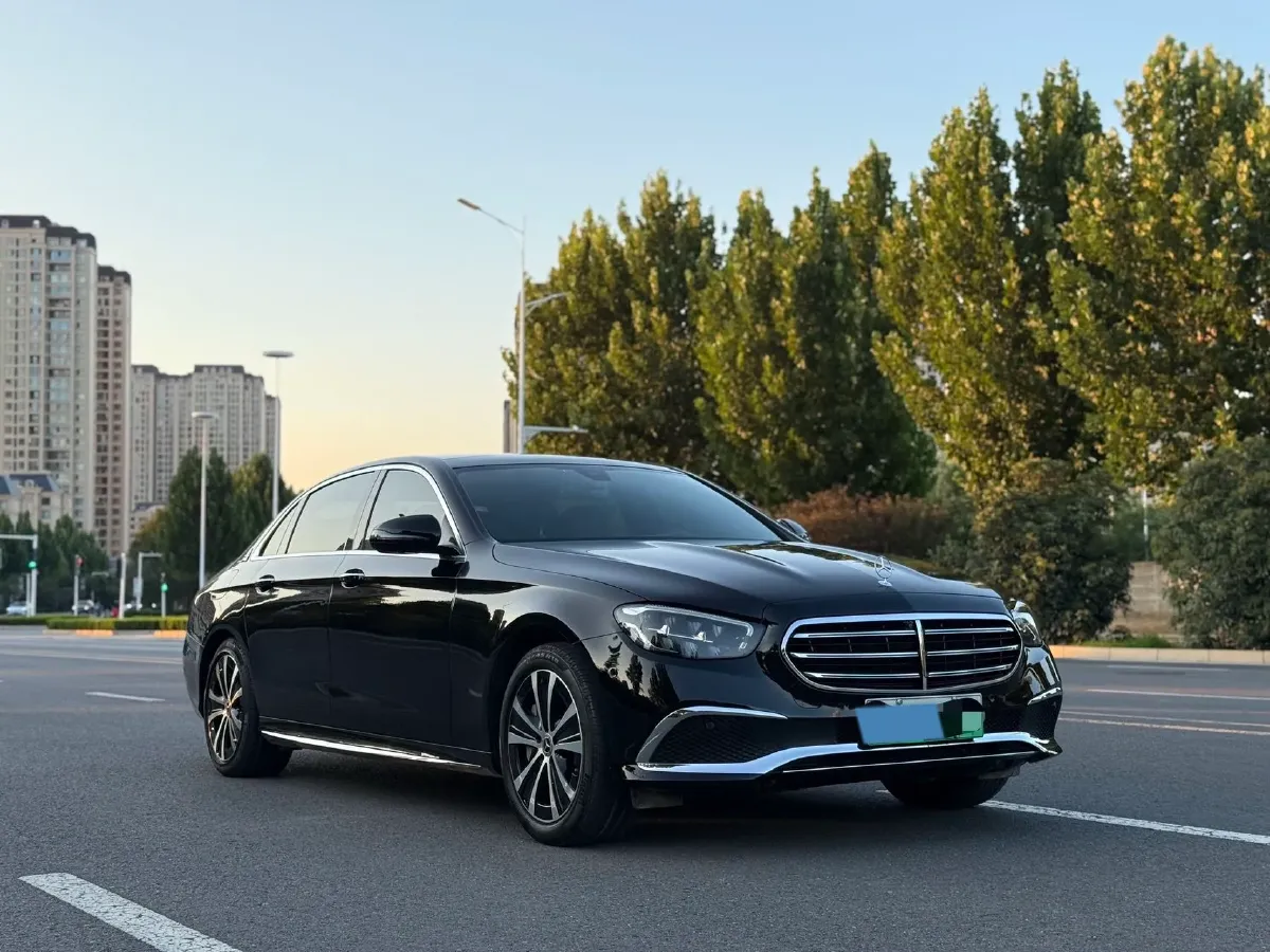 2022 Mercedes-Benz E Class 2.0T 211HP L4 9AT PHEV 25.4KWH,autocango,china used car exporter,china ev exporter,chinese used car exporter,chinese used ev exporter