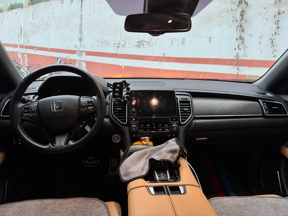 2020 Honda UR-V 2.0T 272HP L4 9AT,autocango,china used car exporter,china ev exporter,chinese used car exporter,chinese used ev exporter