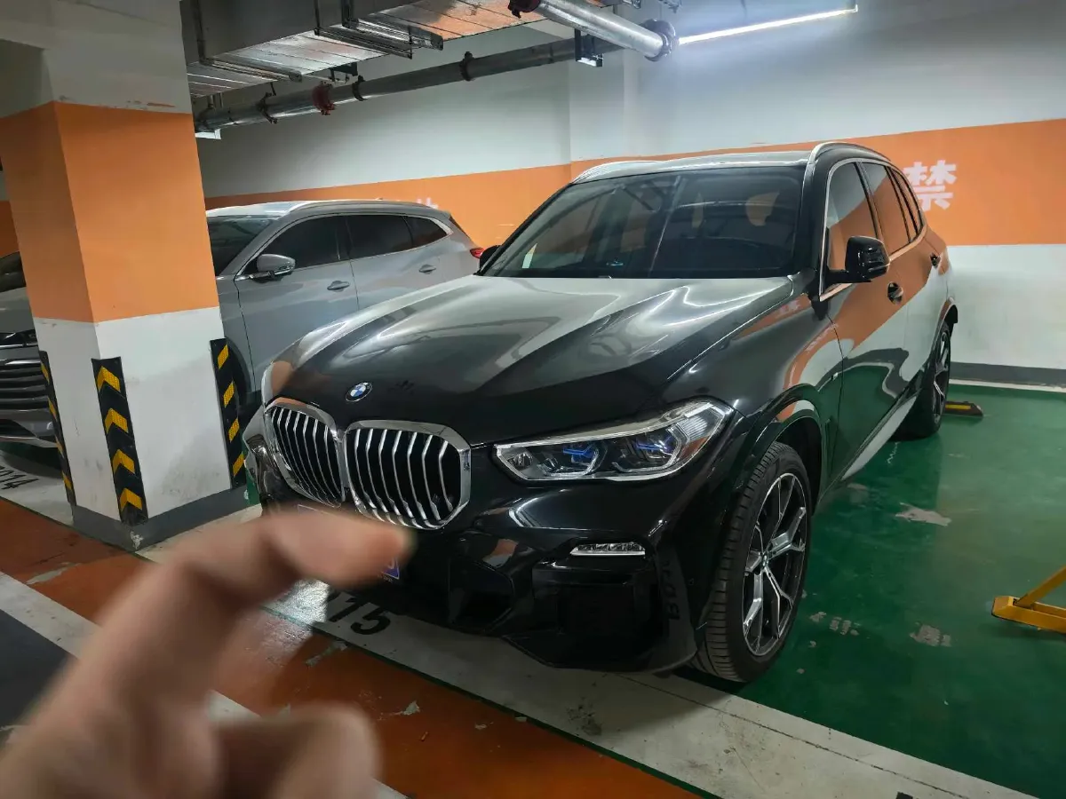 2021 BMW X5 3.0T 340HP L6 8AT,autocango,china used car exporter,china ev exporter,chinese used car exporter,chinese used ev exporter