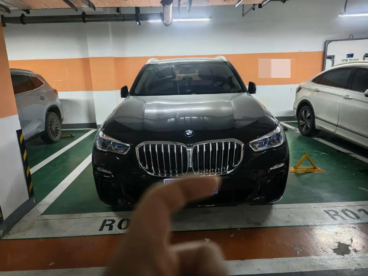 2021 BMW X5 3.0T 340HP L6 8AT,autocango,china used car exporter,china ev exporter,chinese used car exporter,chinese used ev exporter