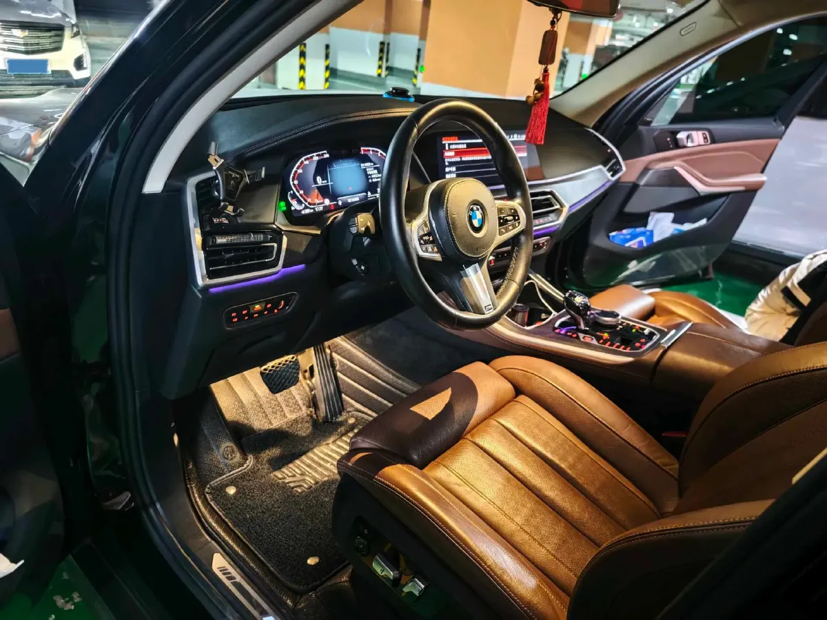 2021 BMW X5 3.0T 340HP L6 8AT,autocango,china used car exporter,china ev exporter,chinese used car exporter,chinese used ev exporter