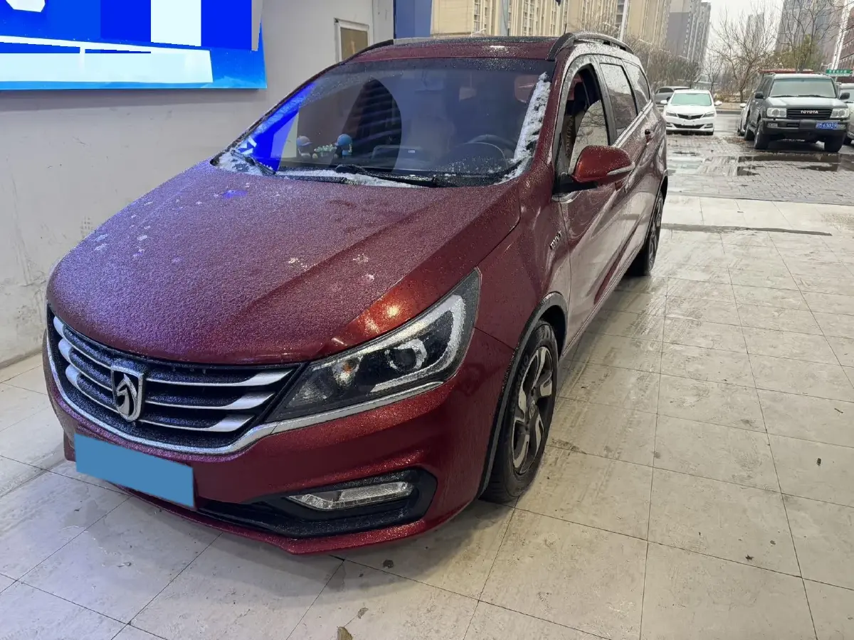 2017 BaoJun 310W 1.5L 112HP L4 6MT