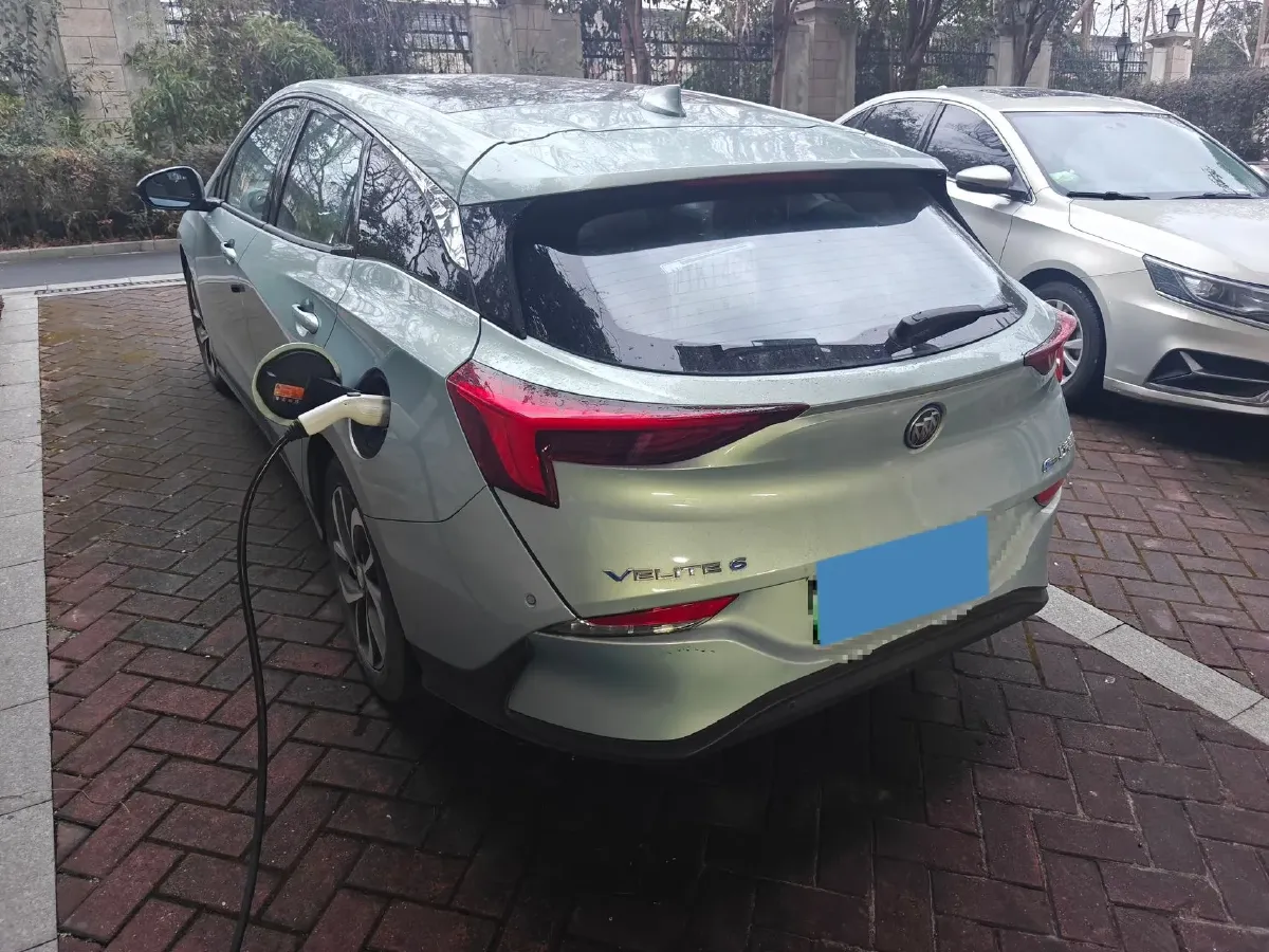2022 Buick Velite 6 1.5L 102HP L4 E-CVT PHEV 9.5KWH,autocango,china used car exporter,china ev exporter,chinese used car exporter,chinese used ev exporter