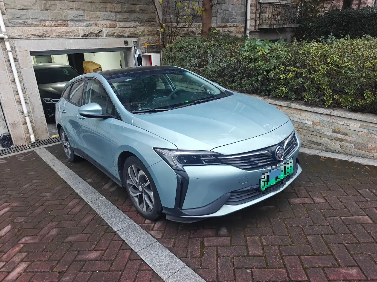 2022 Buick Velite 6 1.5L 102HP L4 E-CVT PHEV 9.5KWH,autocango,china used car exporter,china ev exporter,chinese used car exporter,chinese used ev exporter
