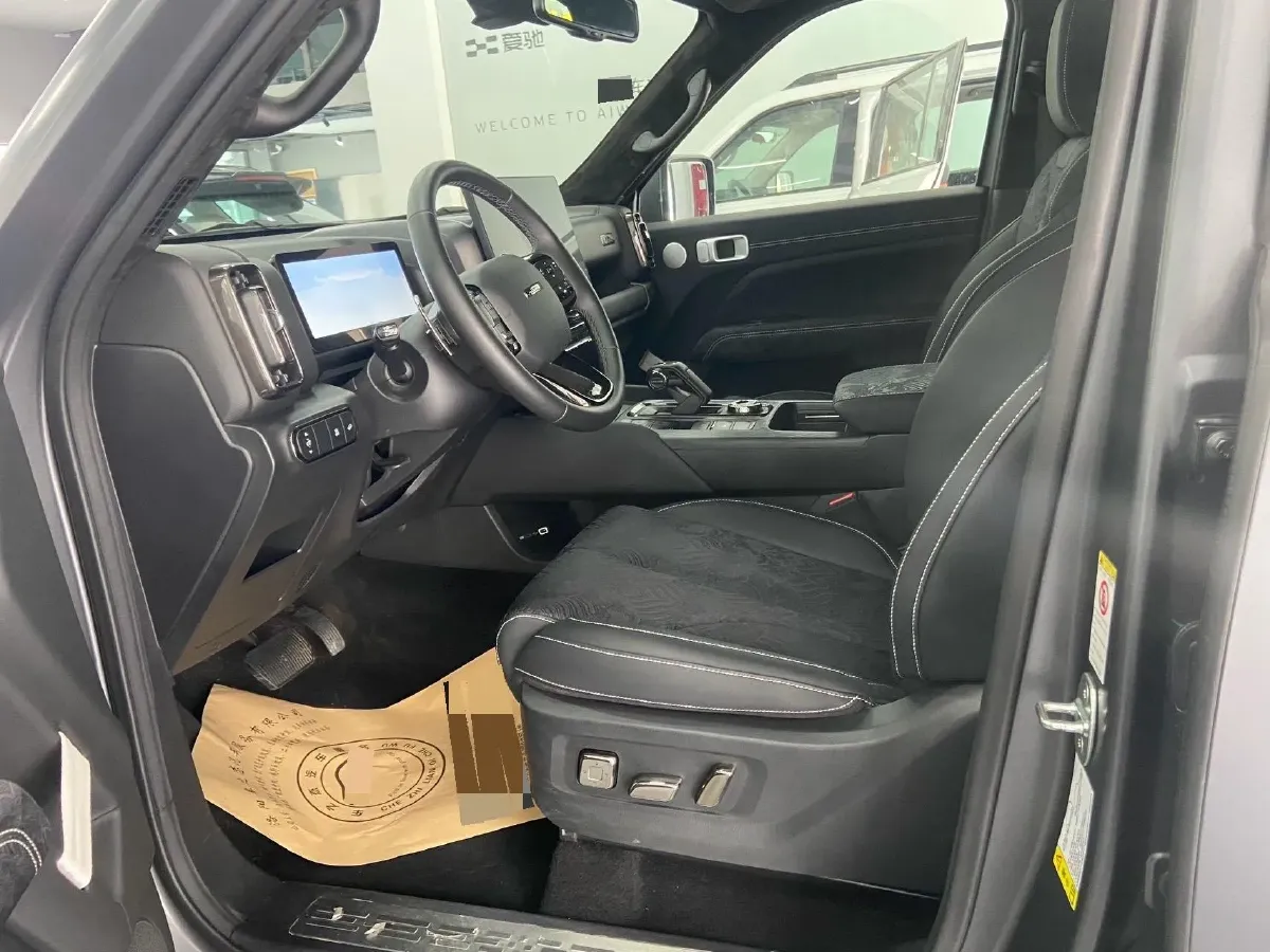 2024 Haval H9 2.0T 224HP L4 8AT,autocango,china used car exporter,china ev exporter,chinese used car exporter,chinese used ev exporter