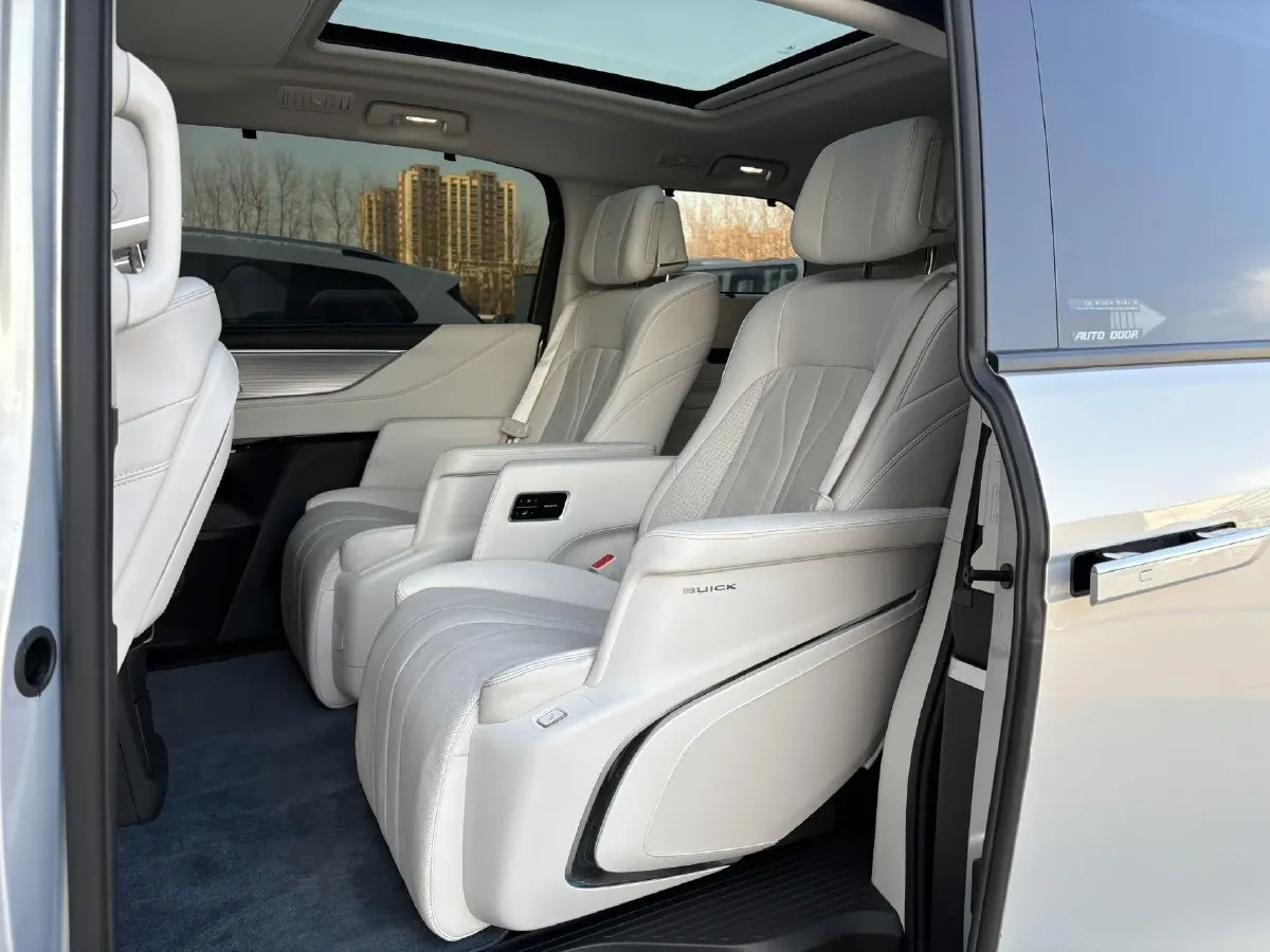 2024 Buick GL8 1.5T 180HP L4 2DHT PHEV 24.4KWH,autocango,china used car exporter,china ev exporter,chinese used car exporter,chinese used ev exporter