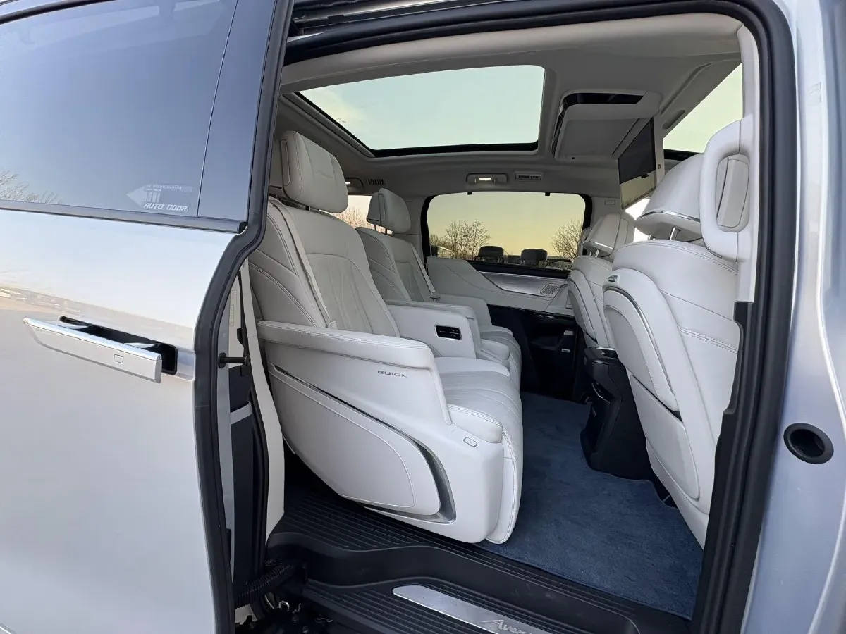 2024 Buick GL8 1.5T 180HP L4 2DHT PHEV 24.4KWH,autocango,china used car exporter,china ev exporter,chinese used car exporter,chinese used ev exporter