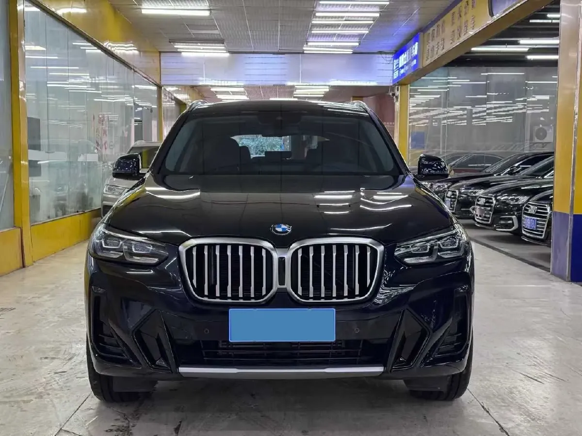 2022 BMW X3 2.0T 184HP L4 8AT,autocango,china used car exporter,china ev exporter,chinese used car exporter,chinese used ev exporter