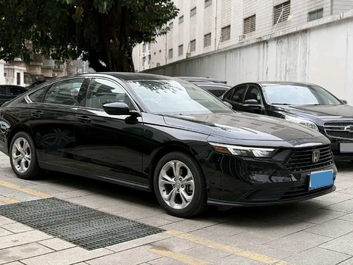 2023 Honda Accord 1.5T 192HP L4 CVT,autocango,china used car exporter,china ev exporter,chinese used car exporter,chinese used ev exporter