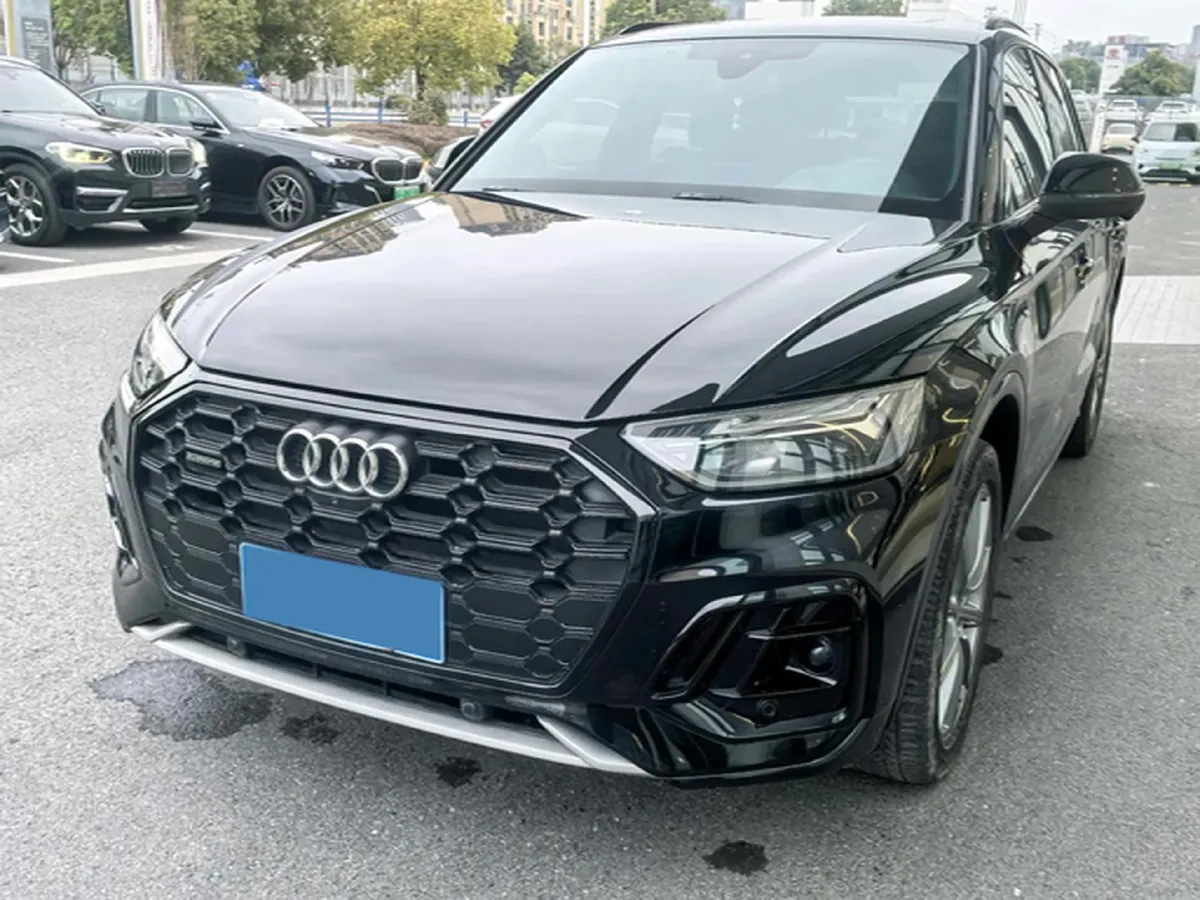 2022 Audi Q5L Sportback 2.0T 190HP L4 7DCT,autocango,china used car exporter,china ev exporter,chinese used car exporter,chinese used ev exporter