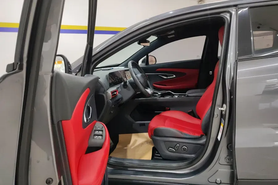 2020 ChangAn UNI-T 1.5T 180HP L4 7DCT,autocango,china used car exporter,china ev exporter,chinese used car exporter,chinese used ev exporter