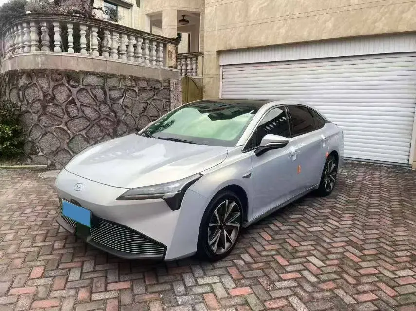 2022 ChangAn Oshan Z6 1.5T 170HP L4 6TCT PHEV 28.4KWH