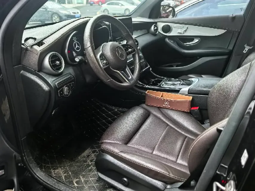 2021 Mercedes-Benz GLC Class 2.0T 197HP L4 9AT,autocango,china used car exporter,china ev exporter,chinese used car exporter,chinese used ev exporter