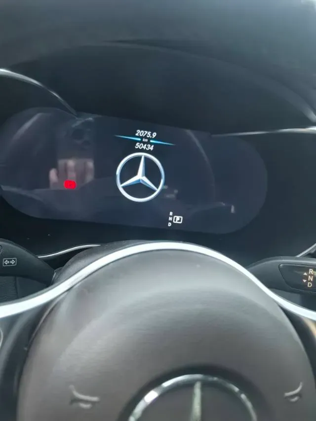 2021 Mercedes-Benz GLC Class 2.0T 197HP L4 9AT,autocango,china used car exporter,china ev exporter,chinese used car exporter,chinese used ev exporter