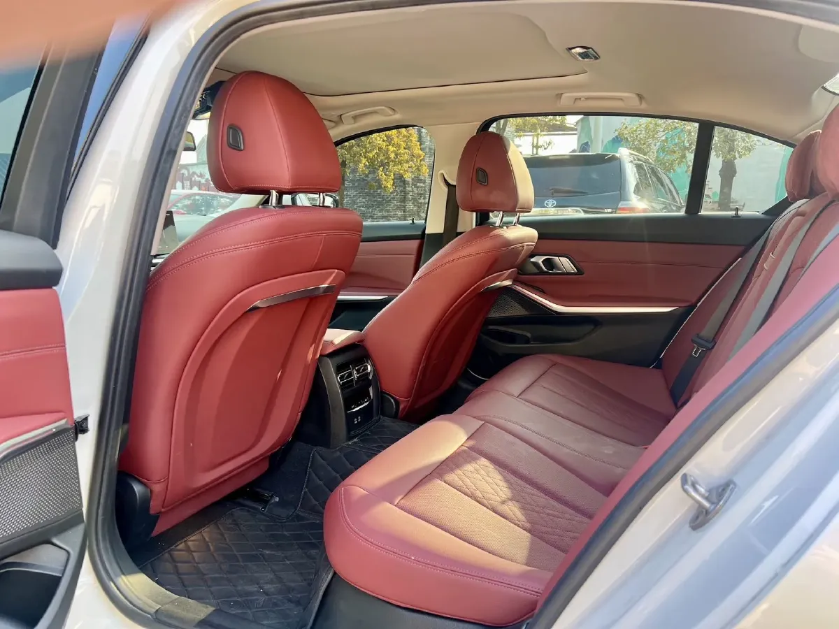 2024 BMW i3 BEV 70KWH,autocango,china used car exporter,china ev exporter,chinese used car exporter,chinese used ev exporter