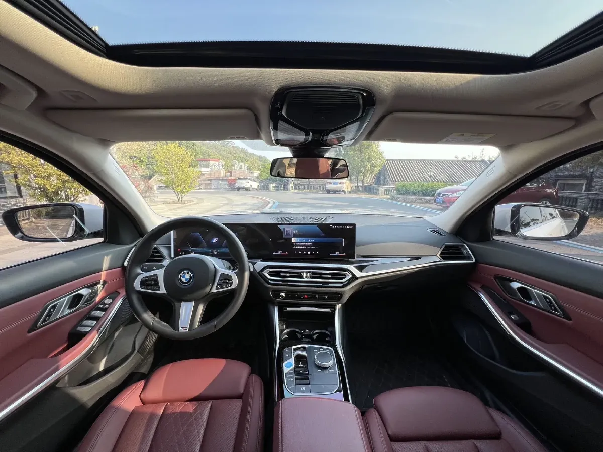 2024 BMW i3 BEV 70KWH,autocango,china used car exporter,china ev exporter,chinese used car exporter,chinese used ev exporter