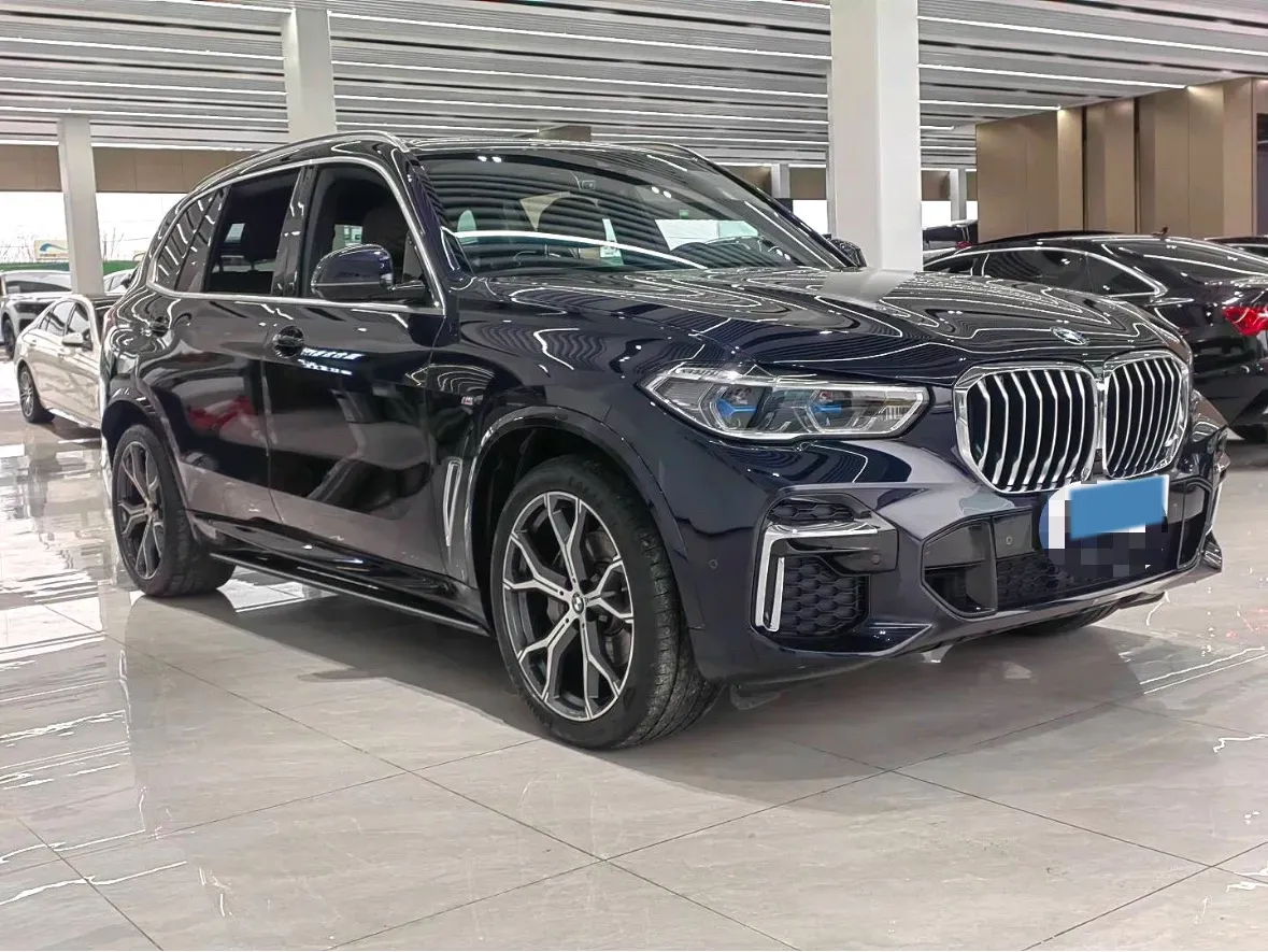2022 BMW X5 3.0T 333HP L6 8AT,autocango,china used car exporter,china ev exporter,chinese used car exporter,chinese used ev exporter