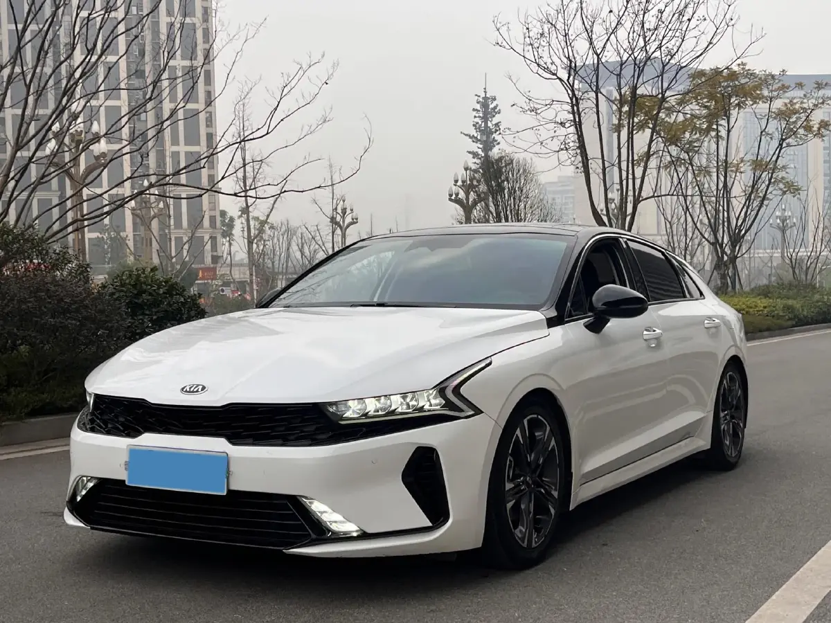 2020 Kia K5 1.5T 170HP L4 7DCT