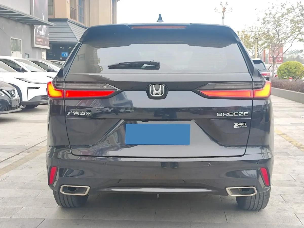 2025 Honda Breeze 1.5T 193HP L4 CVT,autocango,china used car exporter,china ev exporter,chinese used car exporter,chinese used ev exporter