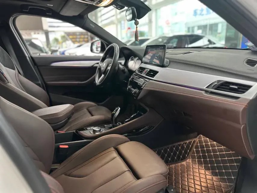 2022 BMW X2 2.0T 192HP L4 8AT,autocango,china used car exporter,china ev exporter,chinese used car exporter,chinese used ev exporter