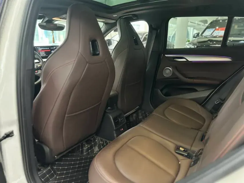 2022 BMW X2 2.0T 192HP L4 8AT,autocango,china used car exporter,china ev exporter,chinese used car exporter,chinese used ev exporter