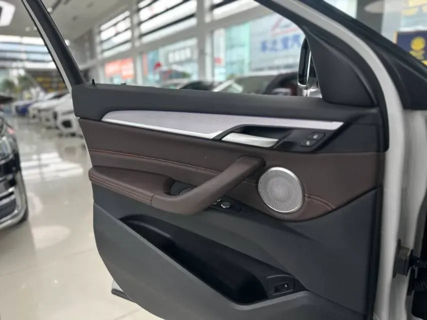 2022 BMW X2 2.0T 192HP L4 8AT,autocango,china used car exporter,china ev exporter,chinese used car exporter,chinese used ev exporter