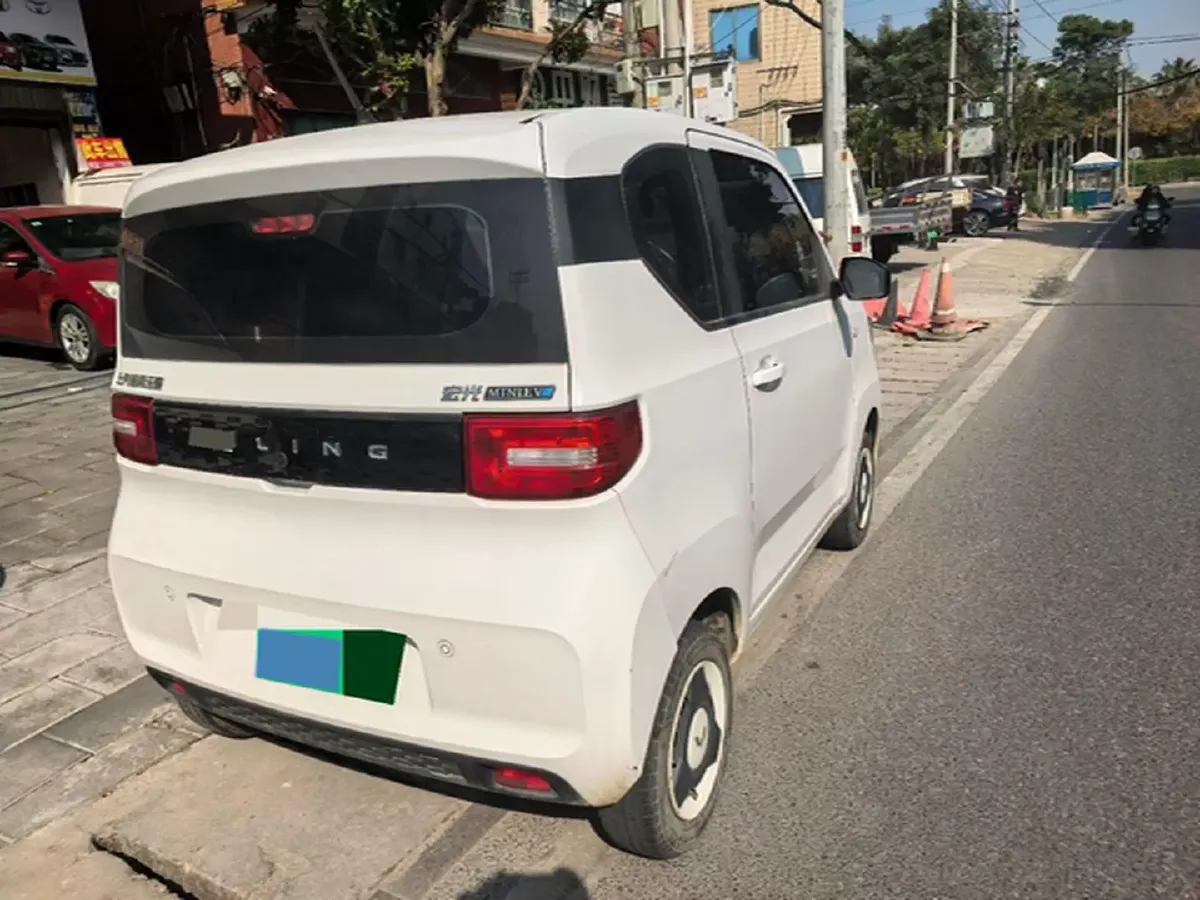 2022 LingBox uni BEV 11.52KWH,autocango,china used car exporter,china ev exporter,chinese used car exporter,chinese used ev exporter