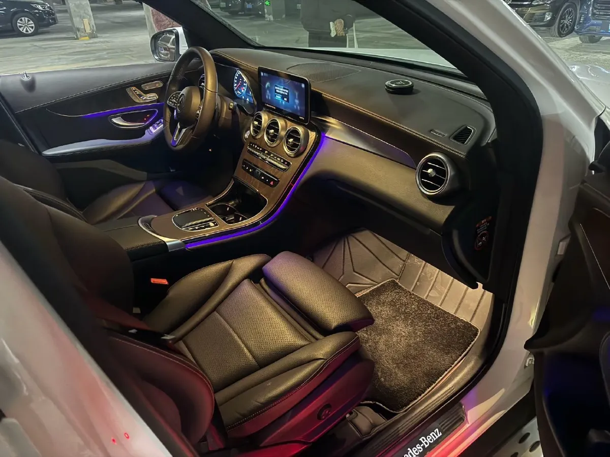 2022 Mercedes-Benz GLC Class 2.0T 258HP L4 9AT,autocango,china used car exporter,china ev exporter,chinese used car exporter,chinese used ev exporter