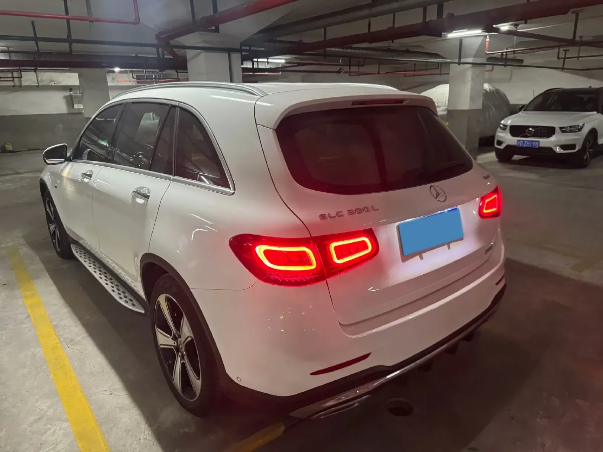 2022 Mercedes-Benz GLC Class 2.0T 258HP L4 9AT,autocango,china used car exporter,china ev exporter,chinese used car exporter,chinese used ev exporter