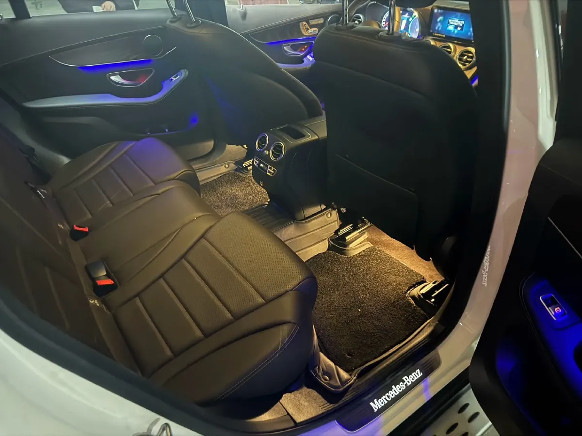 2022 Mercedes-Benz GLC Class 2.0T 258HP L4 9AT,autocango,china used car exporter,china ev exporter,chinese used car exporter,chinese used ev exporter