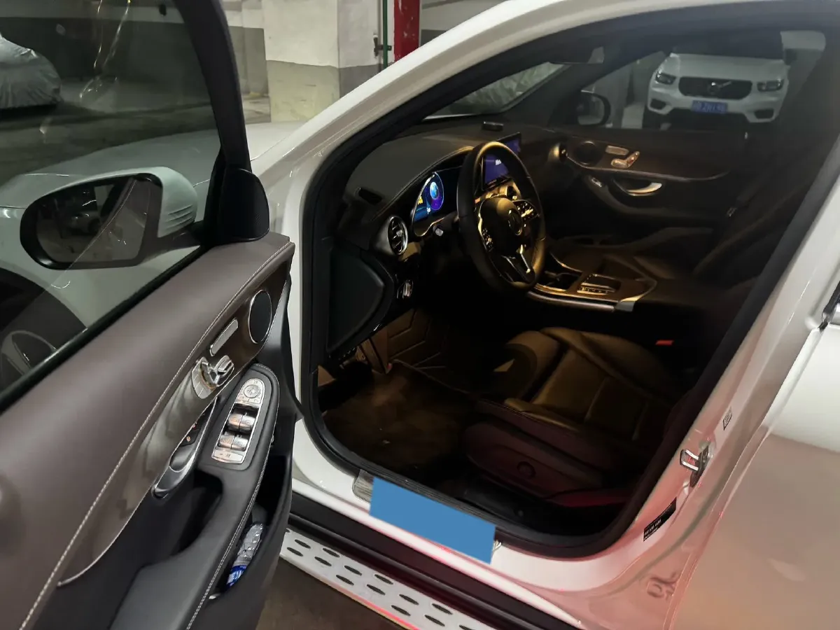 2022 Mercedes-Benz GLC Class 2.0T 258HP L4 9AT,autocango,china used car exporter,china ev exporter,chinese used car exporter,chinese used ev exporter