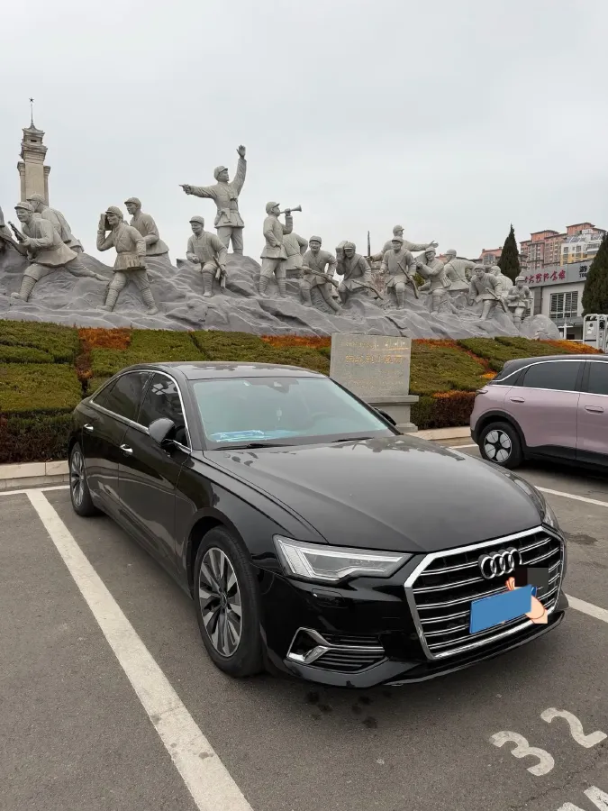 2023 Audi A6L 2.0T 245HP L4 7DCT,autocango,china used car exporter,china ev exporter,chinese used car exporter,chinese used ev exporter