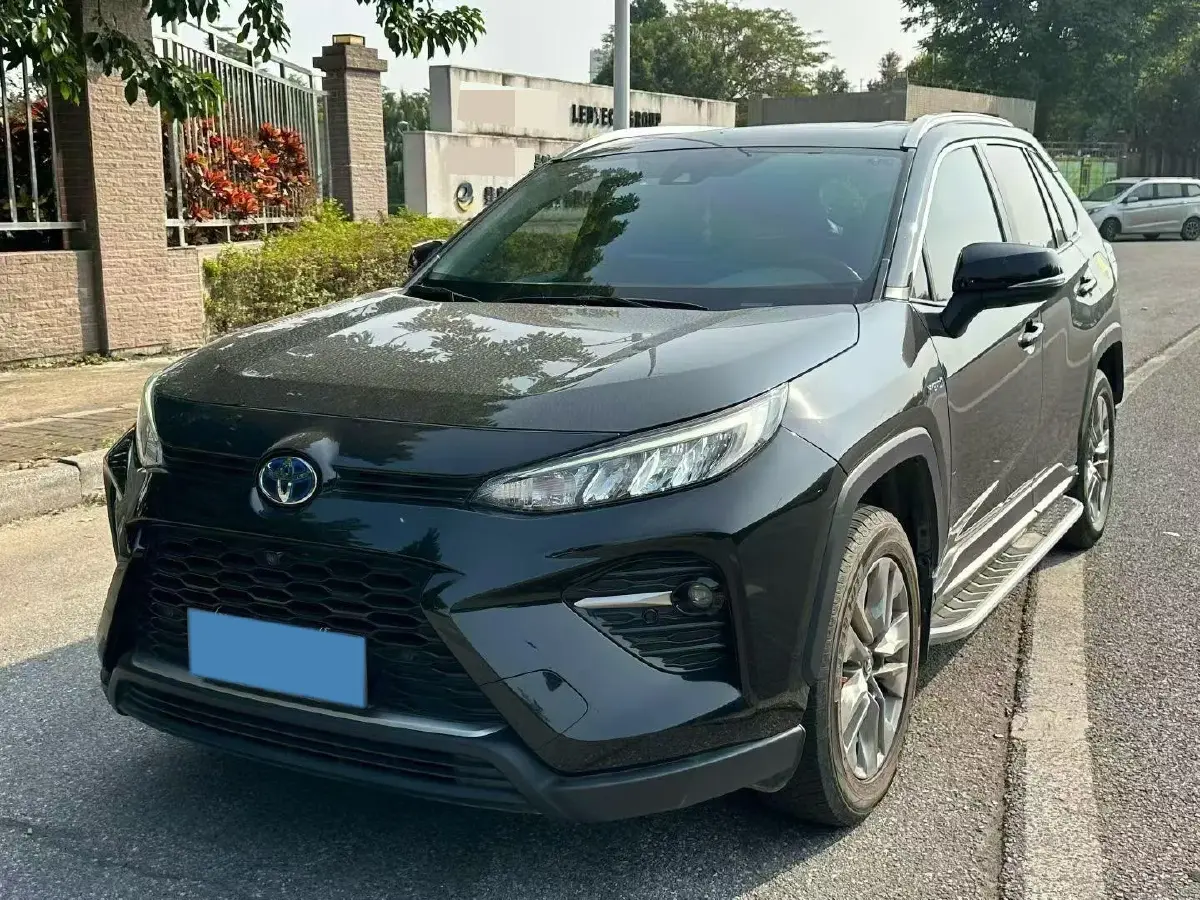 2022 Toyota Wildlander 2.5L 178HP L4 E-CVT Hybrid