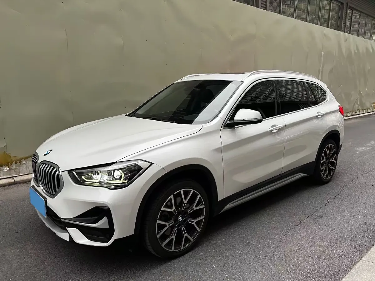 2021 BMW X1 2.0T 192HP L4 8AT,autocango,china used car exporter,china ev exporter,chinese used car exporter,chinese used ev exporter