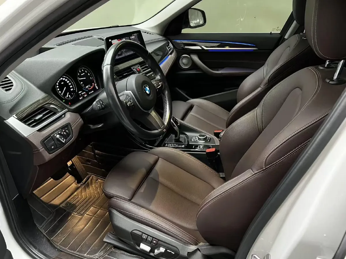 2021 BMW X1 2.0T 192HP L4 8AT,autocango,china used car exporter,china ev exporter,chinese used car exporter,chinese used ev exporter