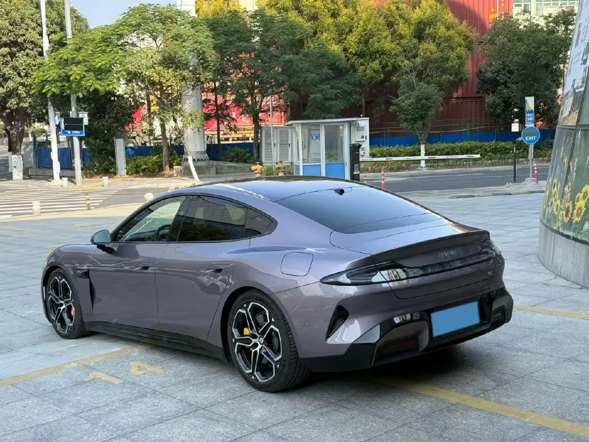 2024 Volvo S60 2.0T 197HP L4 7DCT,autocango,china used car exporter,china ev exporter,chinese used car exporter,chinese used ev exporter