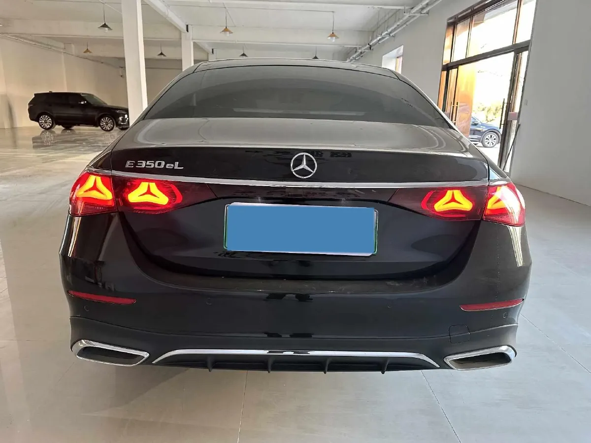 2024 Mercedes-Benz E Class 2.0T 204HP L4 9AT PHEV 25.4KWH,autocango,china used car exporter,china ev exporter,chinese used car exporter,chinese used ev exporter