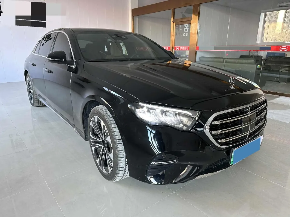 2024 Mercedes-Benz E Class 2.0T 204HP L4 9AT PHEV 25.4KWH,autocango,china used car exporter,china ev exporter,chinese used car exporter,chinese used ev exporter