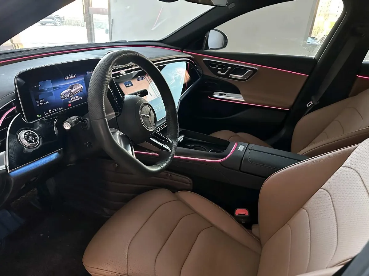 2024 Mercedes-Benz E Class 2.0T 204HP L4 9AT PHEV 25.4KWH,autocango,china used car exporter,china ev exporter,chinese used car exporter,chinese used ev exporter