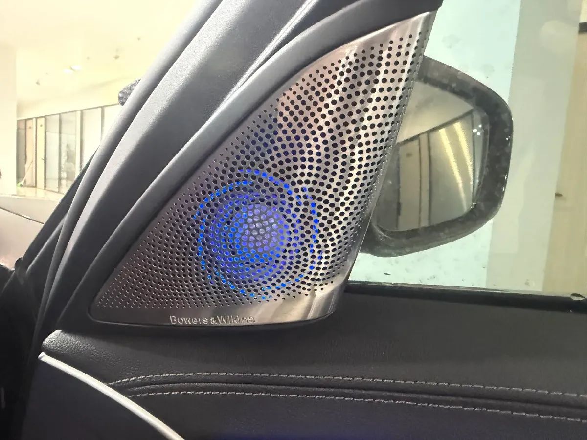 2021 BMW 5 Series 2.0T 184HP L4 8AT,autocango,china used car exporter,china ev exporter,chinese used car exporter,chinese used ev exporter