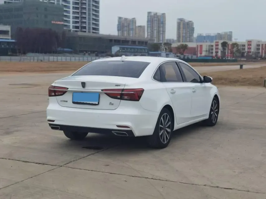 2017 Roewe i6 1.5T 169HP L4 7DCT,autocango,china used car exporter,china ev exporter,chinese used car exporter,chinese used ev exporter