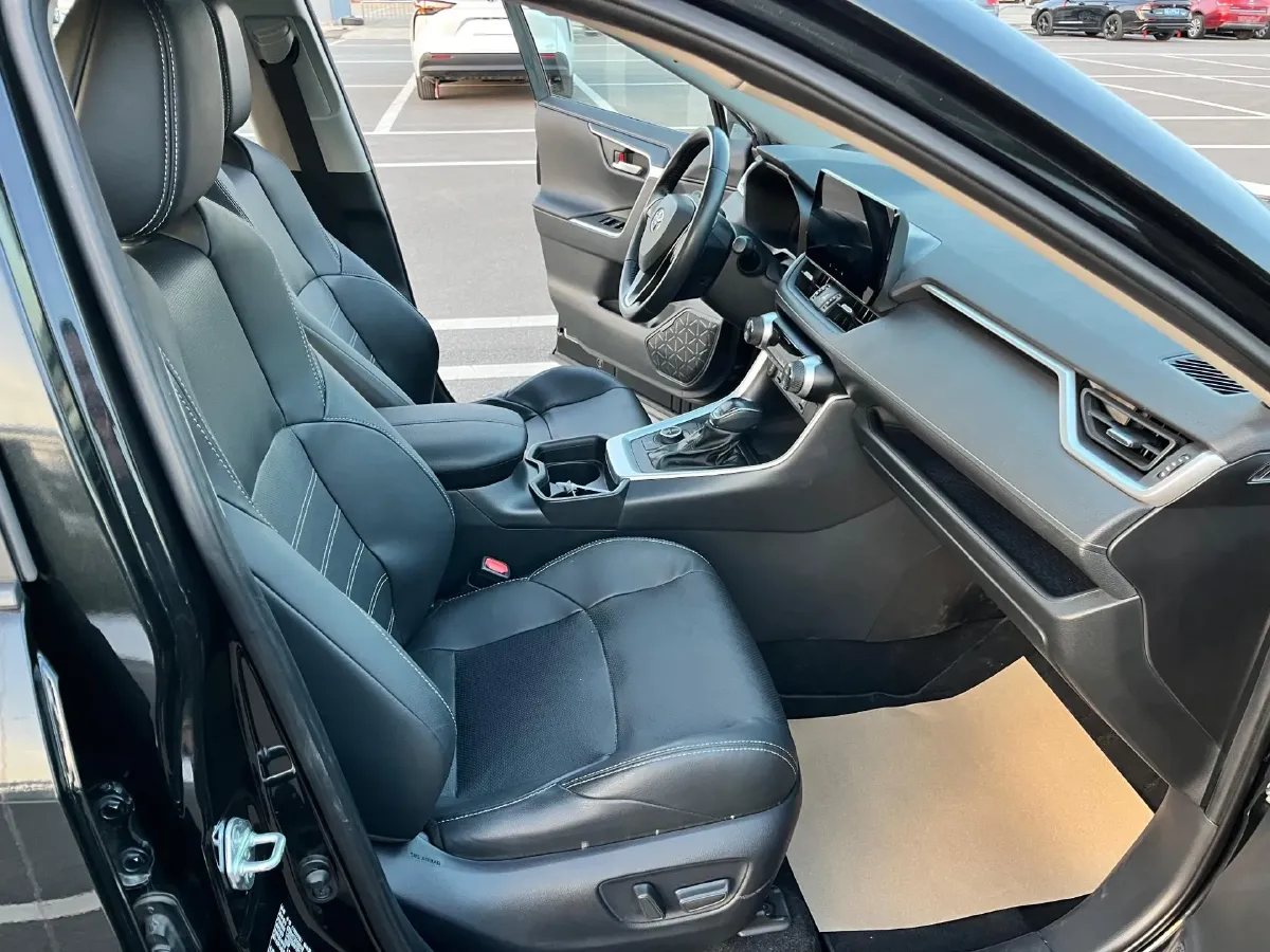 2023 Toyota Wildlander 2.5L 178HP L4 E-CVT Hybrid,autocango,china used car exporter,china ev exporter,chinese used car exporter,chinese used ev exporter