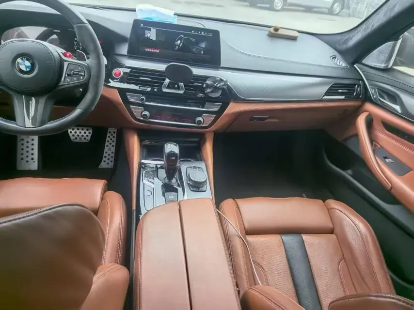 2019 BMW M5 4.4T 625HP V8 8AT,autocango,china used car exporter,china ev exporter,chinese used car exporter,chinese used ev exporter