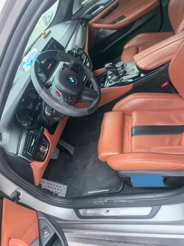 2019 BMW M5 4.4T 625HP V8 8AT,autocango,china used car exporter,china ev exporter,chinese used car exporter,chinese used ev exporter