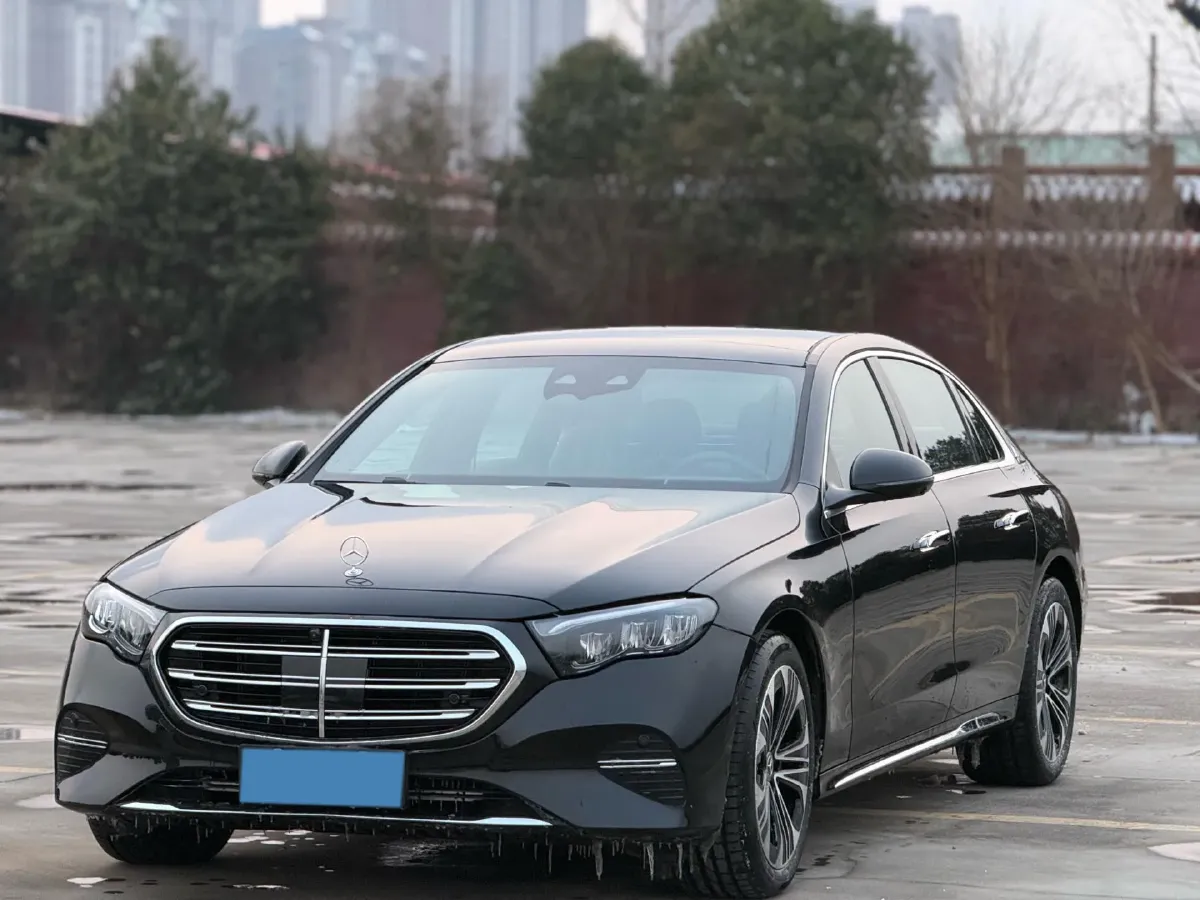 2025 Mercedes-Benz E Class 2.0T 258HP L4 9AT,autocango,china used car exporter,china ev exporter,chinese used car exporter,chinese used ev exporter