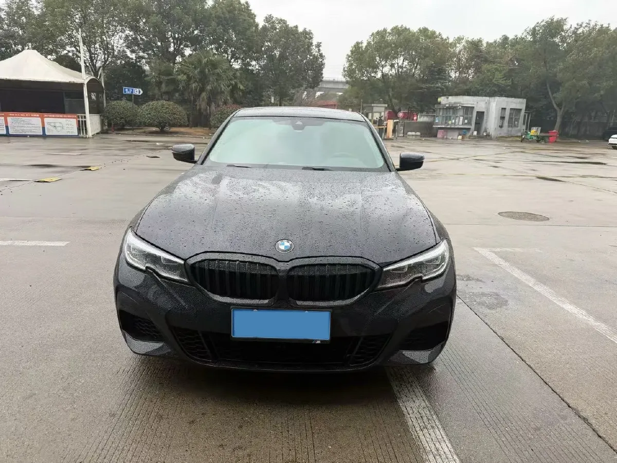 2022 BMW 3 Series 2.0T 184HP L4 8AT,autocango,china used car exporter,china ev exporter,chinese used car exporter,chinese used ev exporter