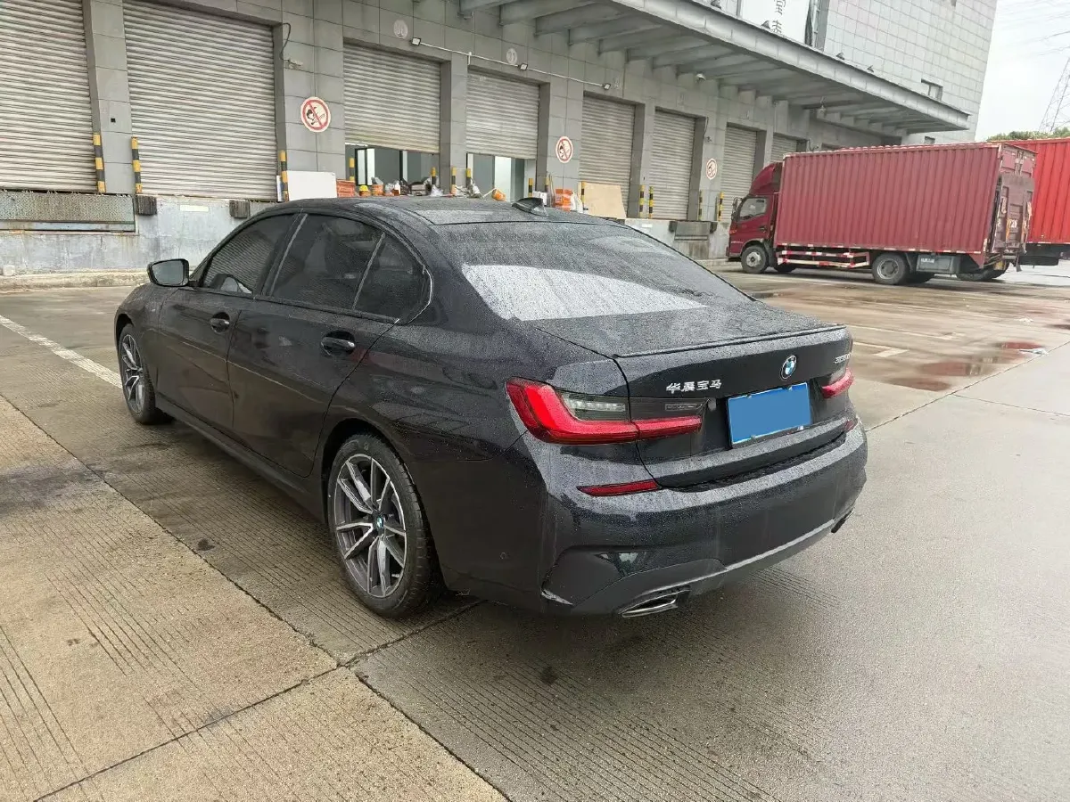 2022 BMW 3 Series 2.0T 184HP L4 8AT,autocango,china used car exporter,china ev exporter,chinese used car exporter,chinese used ev exporter