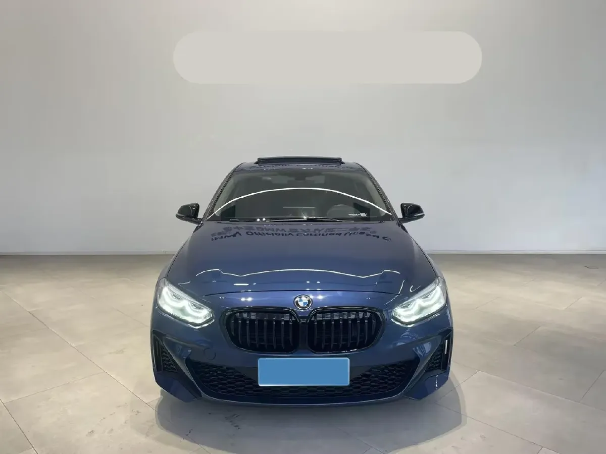 2022 BMW 1 Series 1.5T 140HP L3 7DCT,autocango,china used car exporter,china ev exporter,chinese used car exporter,chinese used ev exporter