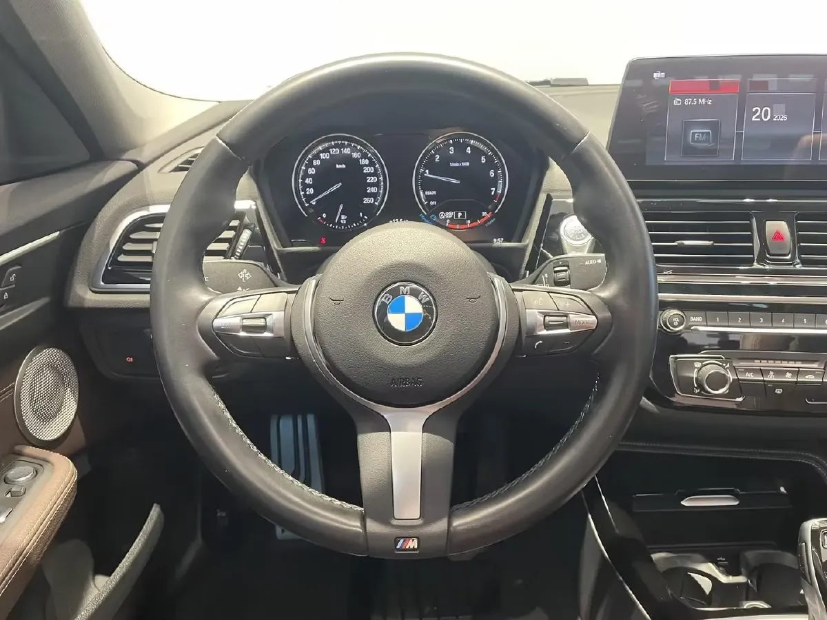 2022 BMW 1 Series 1.5T 140HP L3 7DCT,autocango,china used car exporter,china ev exporter,chinese used car exporter,chinese used ev exporter