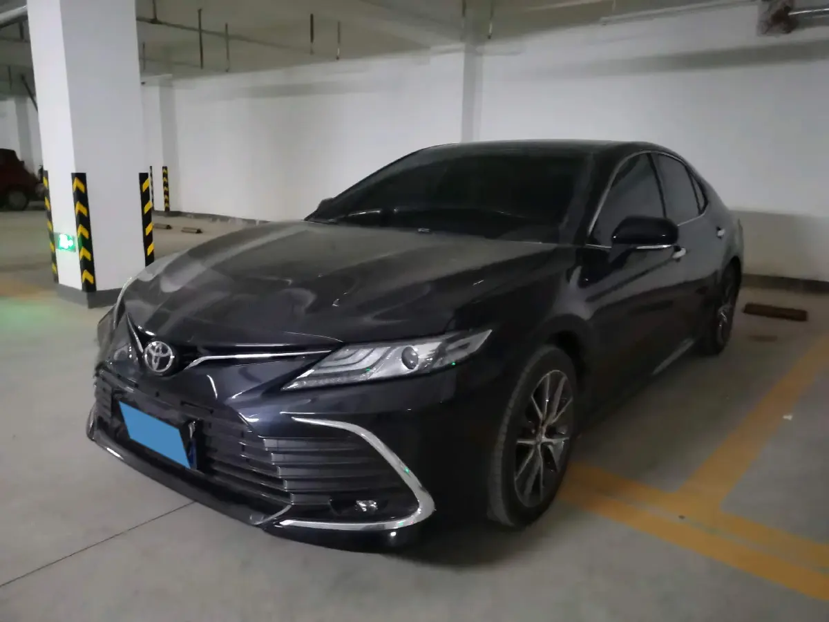 2021 Toyota Camry 2.5L 209HP L4 8AT